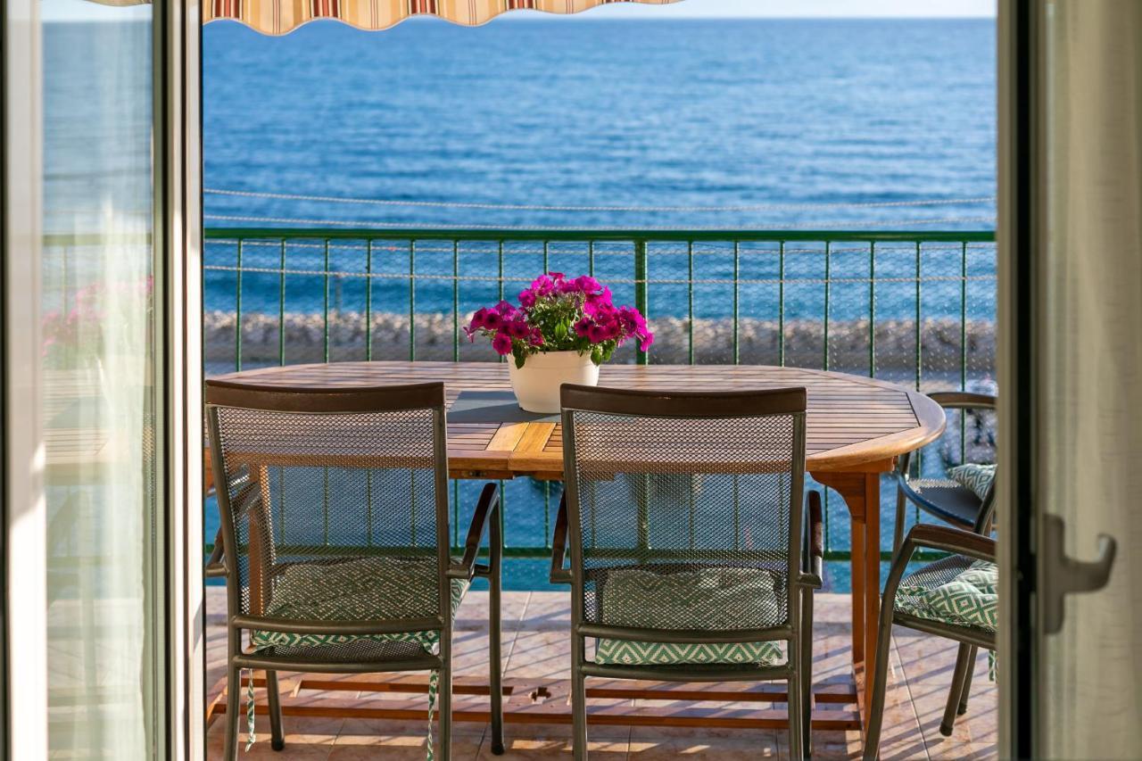 Apartment By The Sea Podgora Eksteriør bilde